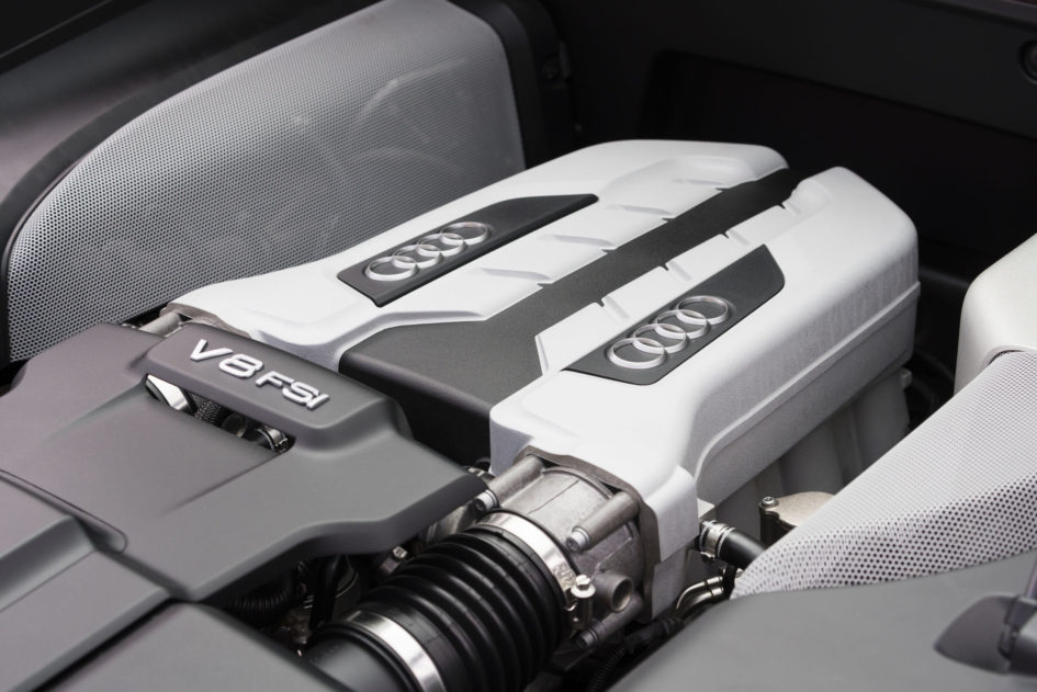 Audi V8 FSI engine